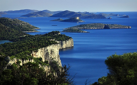 Hotel Pinija - Petrčane - Destination