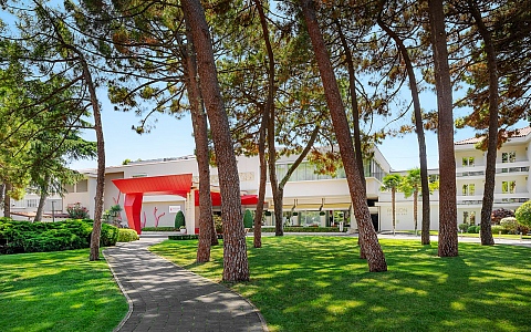 Hotel Coral Plava Laguna - Umag - Exterior