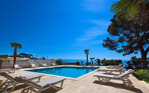 Hotel Kvarner  - Opatija - Pool