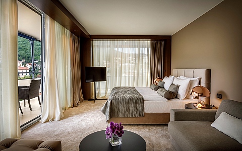 Hotel Ambasador - Opatija - Rooms-Suites