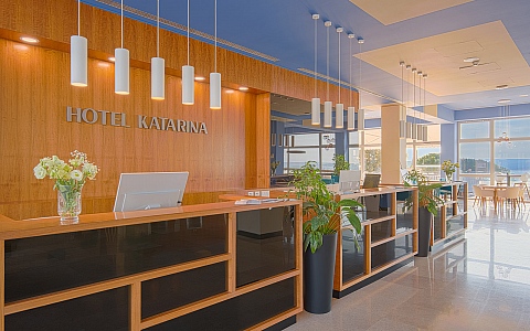 Hotel Katarina - Selce - Lobby-Reception