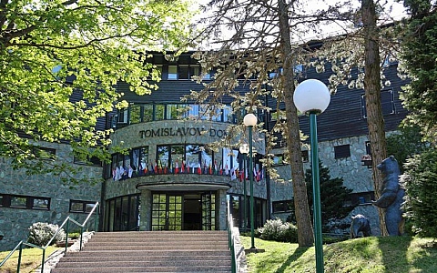 Hotel Tomislavov dom
