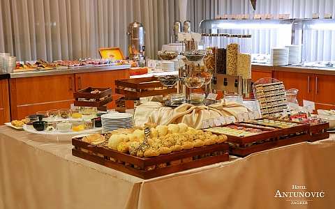 Hotel Antunović Zagreb - Zagreb - Catering