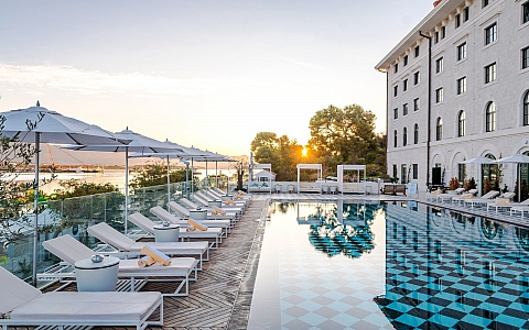 Brown Beach House Croatia - Trogir - Pool