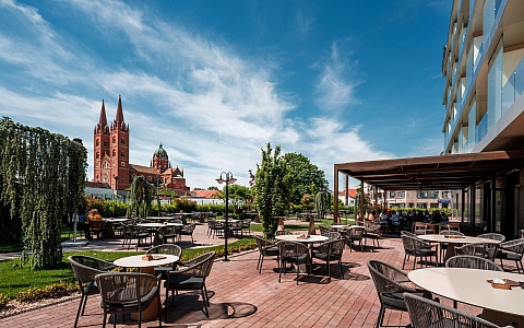 Diaco Boutique Hotel - Đakovo - Restaurant-Bar