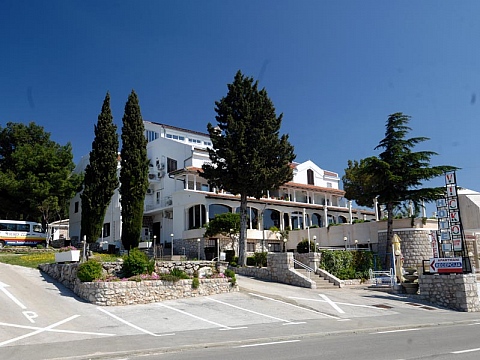 Hotel & Villa Vicko - Starigrad - Paklenica